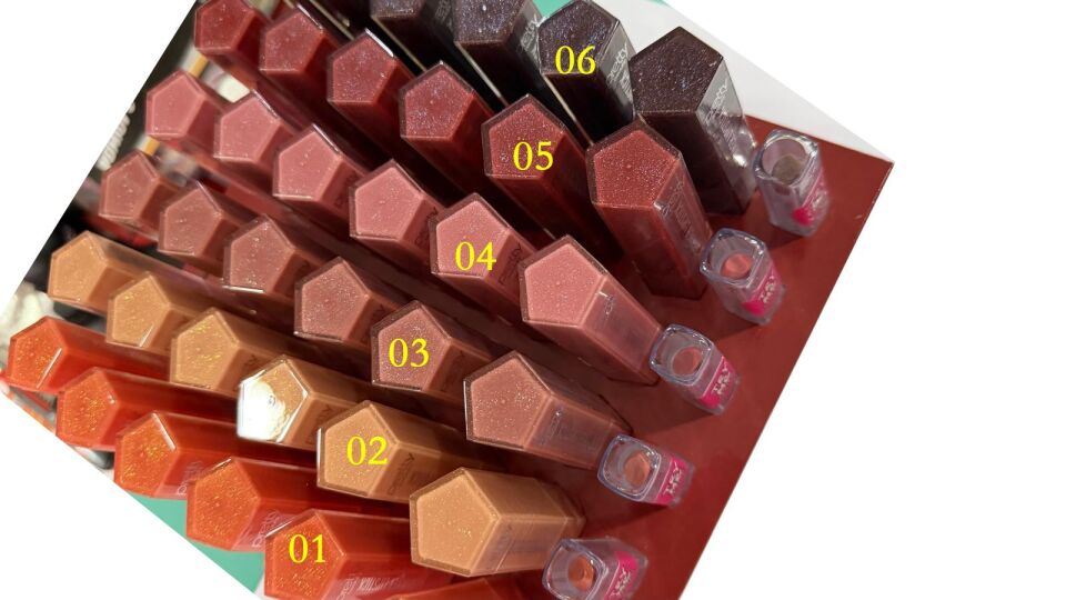 Pretty Lipstick 06 -  Sedefli Yarı Parlak Ruj