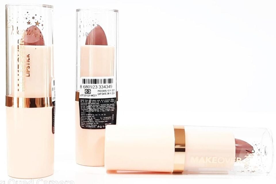 Makeover Lipstick 03