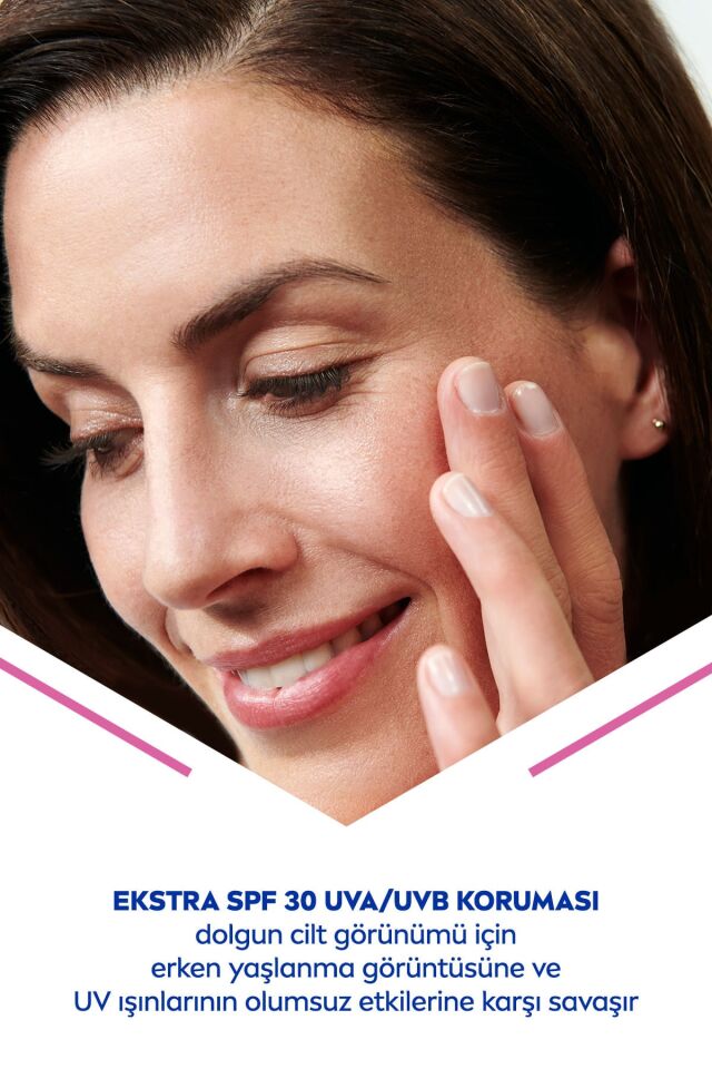 Nivea Cellular Expert Filler Yoğun Yaşlanma Karşıtı Gündüz Yüz Bakım Kremi 50ml, Spf30,hyaluronik As