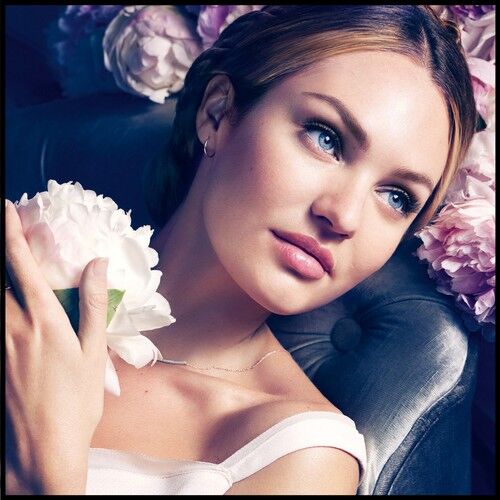 Max Factor FaceFinity Kompakt Pudra 001 Porcelain