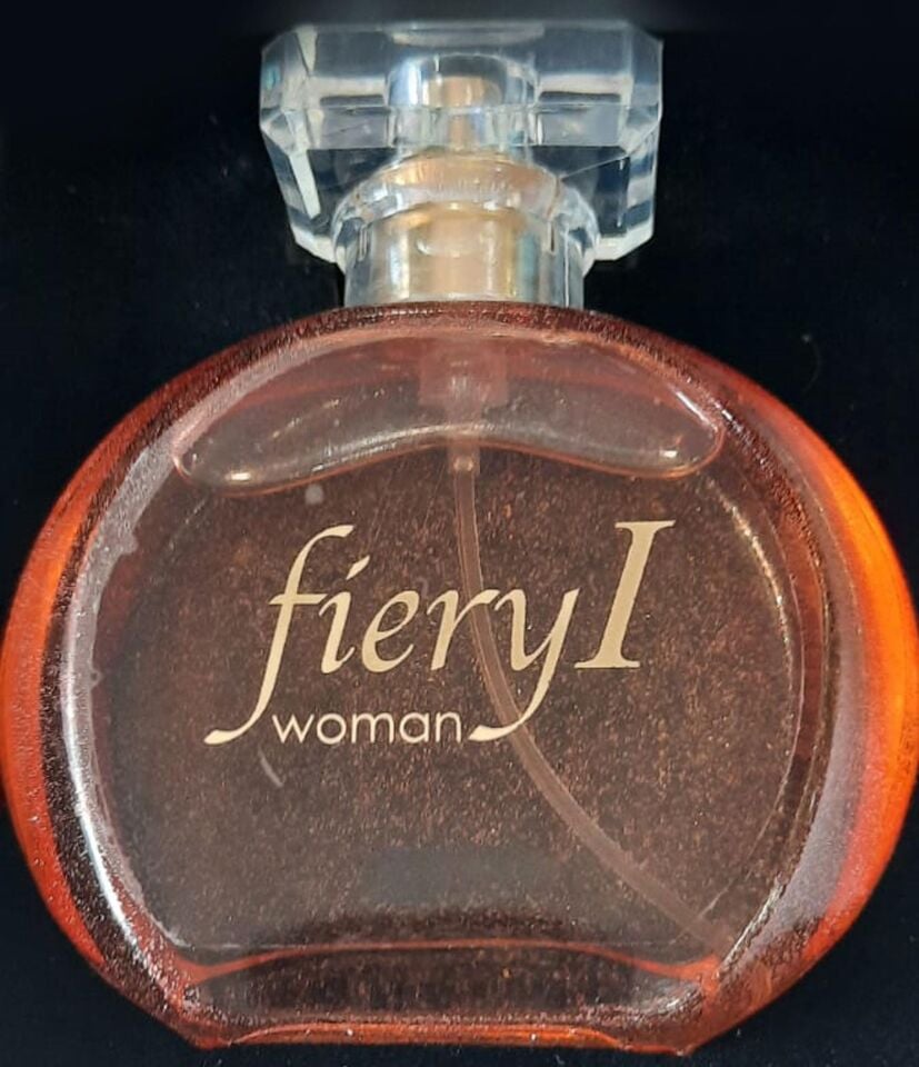 Akat Fiery 1 EDP Goddess Extrait de Parfüm 50 Ml Kadın Parfümü - Fiery I Floral-Amber-Pudra
