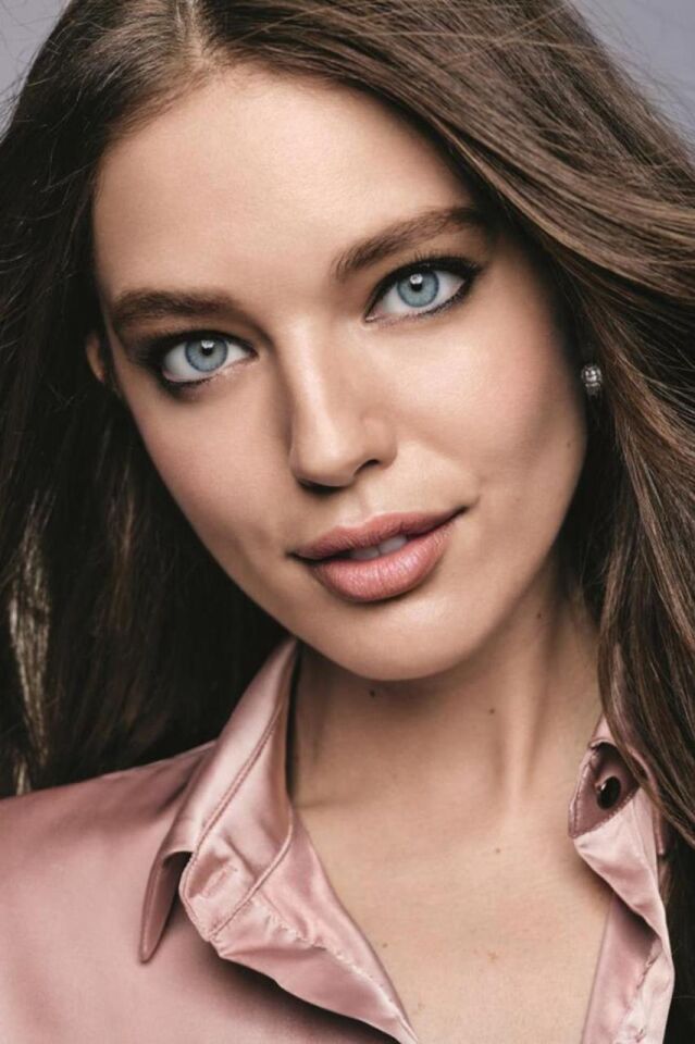 Maybelline Nemlendirme Etkili Affinitone Foundation 03 Sand Beige 30 ml