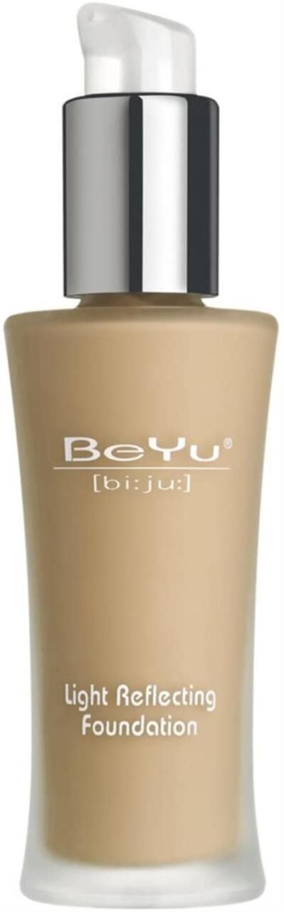 Beyu Light Reflecting Foundation 2