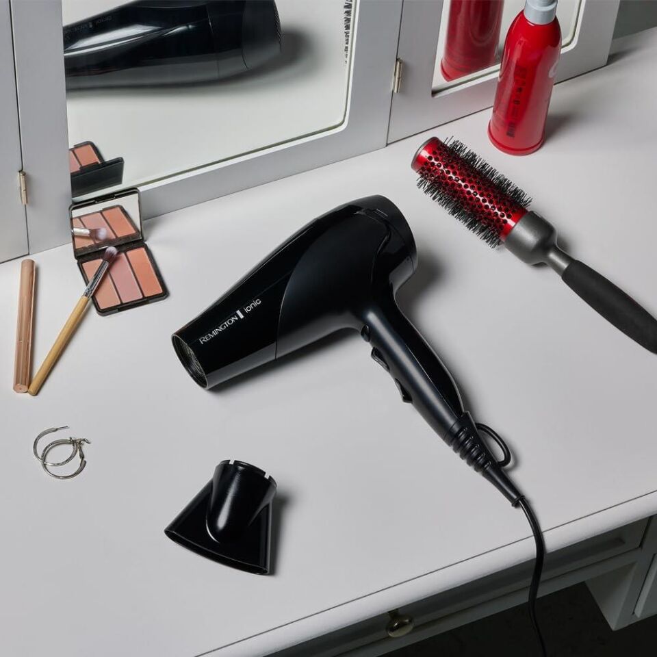 Remington Ionic Dry 2200 Watt Turbo Profesyonel Fön ve Saç Kurutma Makinesi