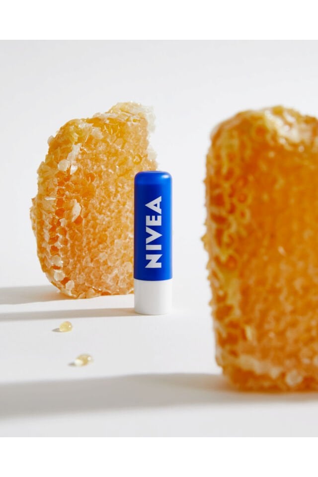 Nivea Lip Original Care Dudak Bakım Krem 4.8 g Shea Yağı ve Doğal Yağlar